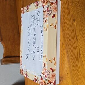 Mystery Box spa/beauty products 6 items